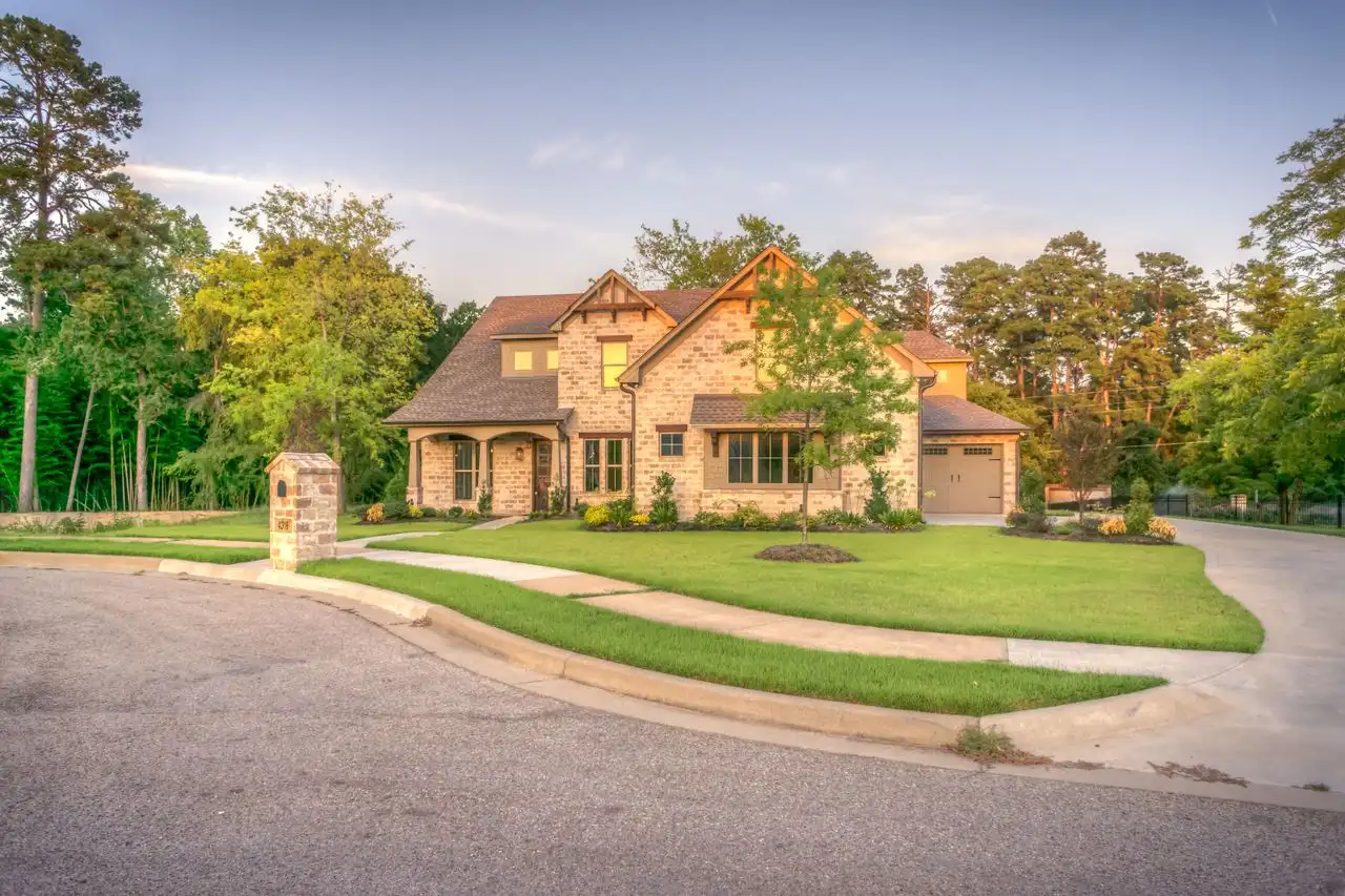 Beautiful home exterior in Washtenaw County